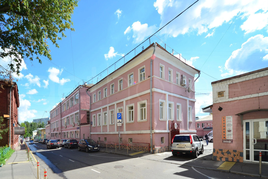Аренда квартиры площадью 3000 м² в Бауманский по адресу Басманный, Фридриха Энгельса ул.56,58,60,62стр. 1-3
